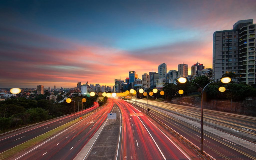 รูปภาพนี้มี Alt แอตทริบิวต์เป็นค่าว่าง ชื่อไฟล์คือ Sydney-road-lights-sunset-dusk-city_1920x1200-2-1024x640.jpg